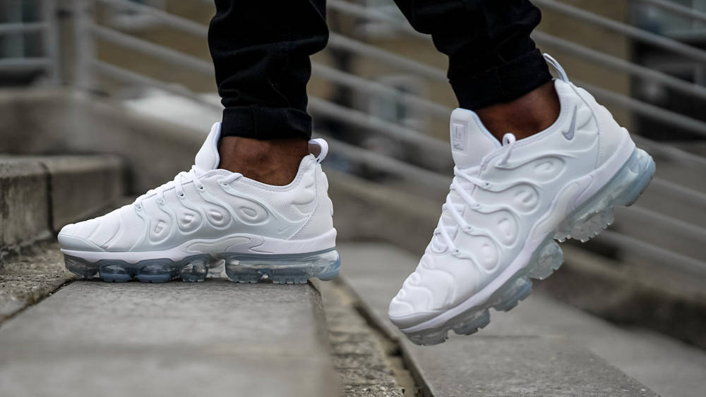 Image via The Sole Supplier You Need These Heatwave-Ready Swoosh Sneakers in Your Rotation Right Now!