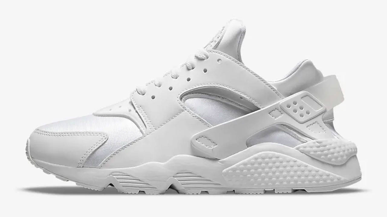 You Need These Heatwave-Ready Swoosh Sneakers in Your Rotation Right Now!