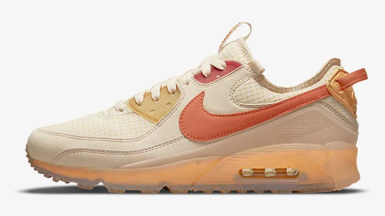You Need These Heatwave-Ready Swoosh Sneakers in Your Rotation Right Now!