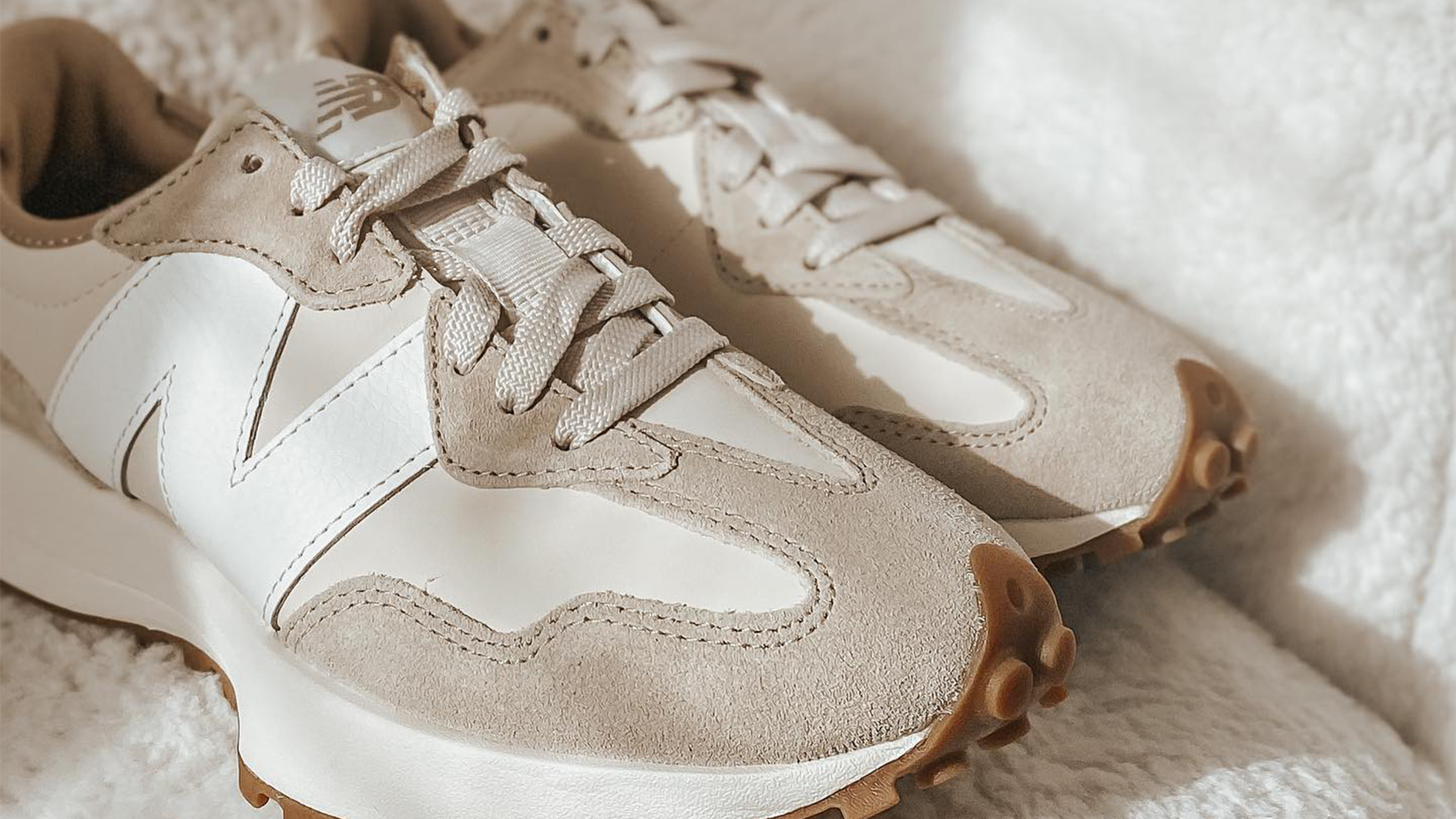 HOTW NB 327