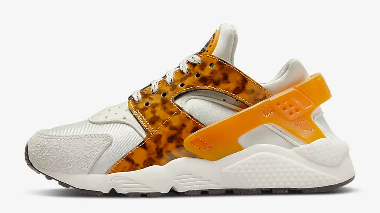 These Air Huaraches Are Now Cheaper Than Ever at the Nike Spring Sale!