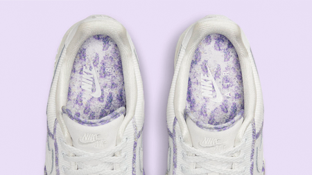 A Pretty Spring Pick-Up: Your First Look at The Nike Air Force 1 "Lavender" A Pretty Spring Pick-Up: Your First Look at The Nike Air Force 1 "Lavender"