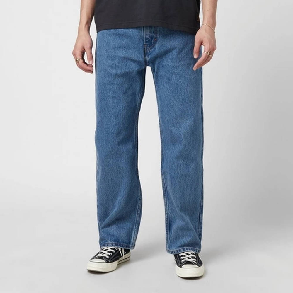 Levi's Skate Baggy Groove Mid Wash Jeans - Blue | The Sole Supplier