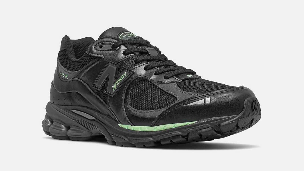 New Balance 2002R Black Powder Green Front