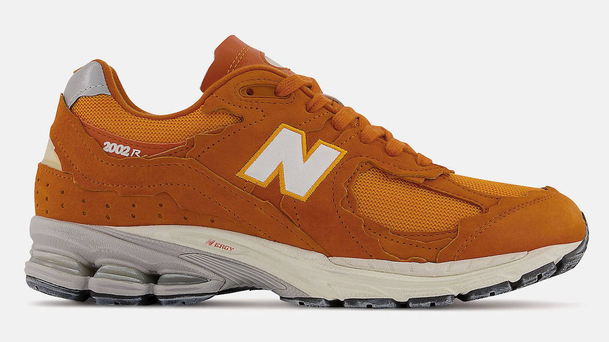 New Balance 2002R Protection Pack Orange