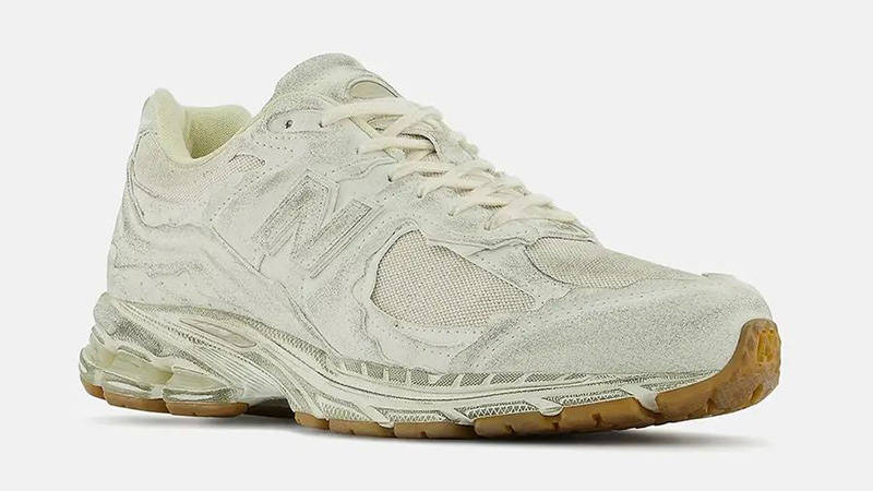 New Balance 2002R Protection Pack White Gum M2002RDG front