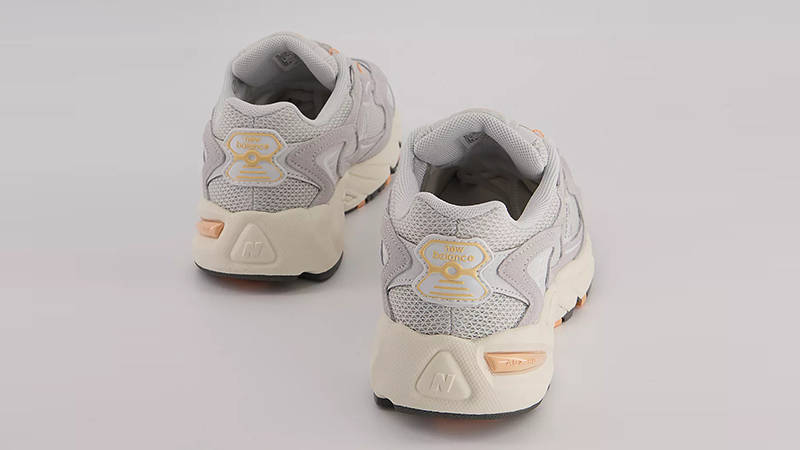 New Balance 725 Beige Grey