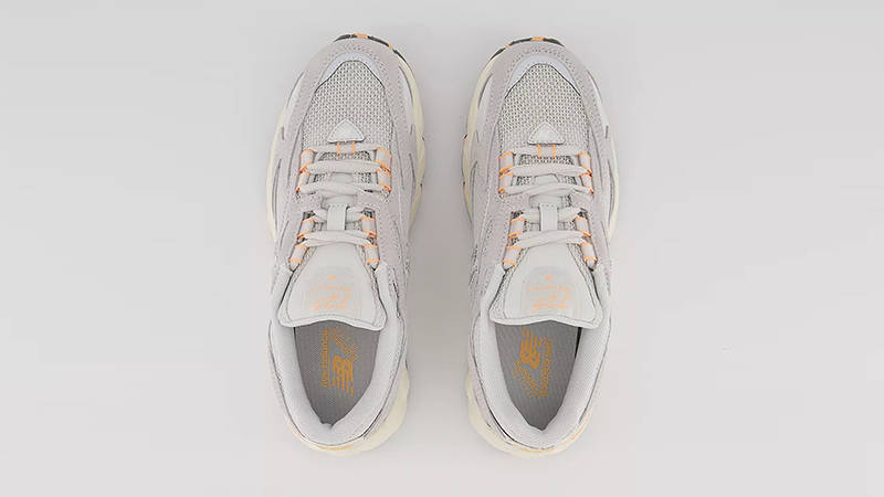 New Balance 725 Beige Grey