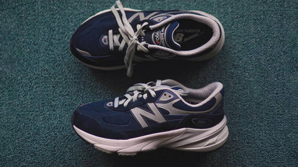 New Balance 990v6 Navy Colourway