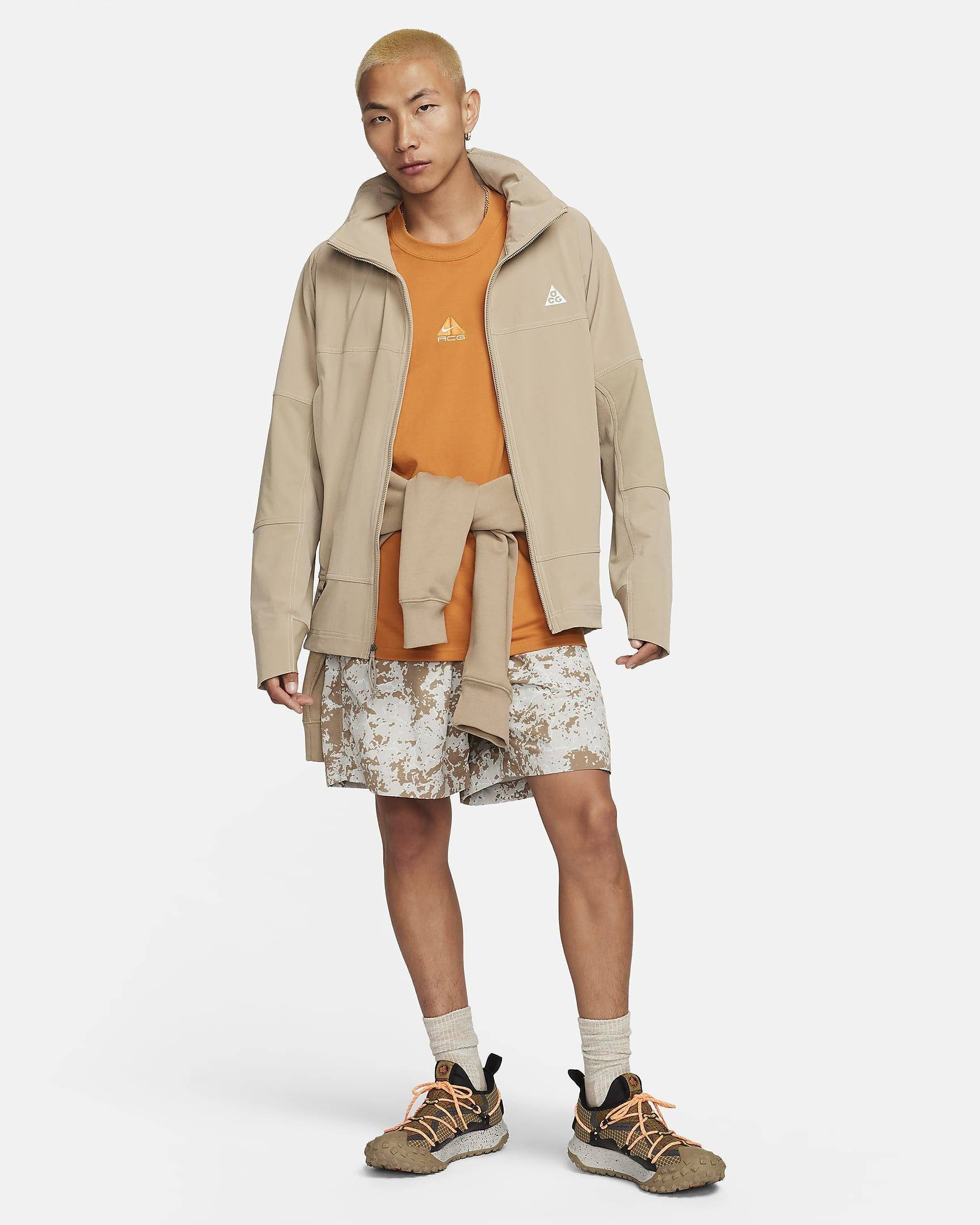 Nike ACG Sun Farer Jacket Khaki Full Image