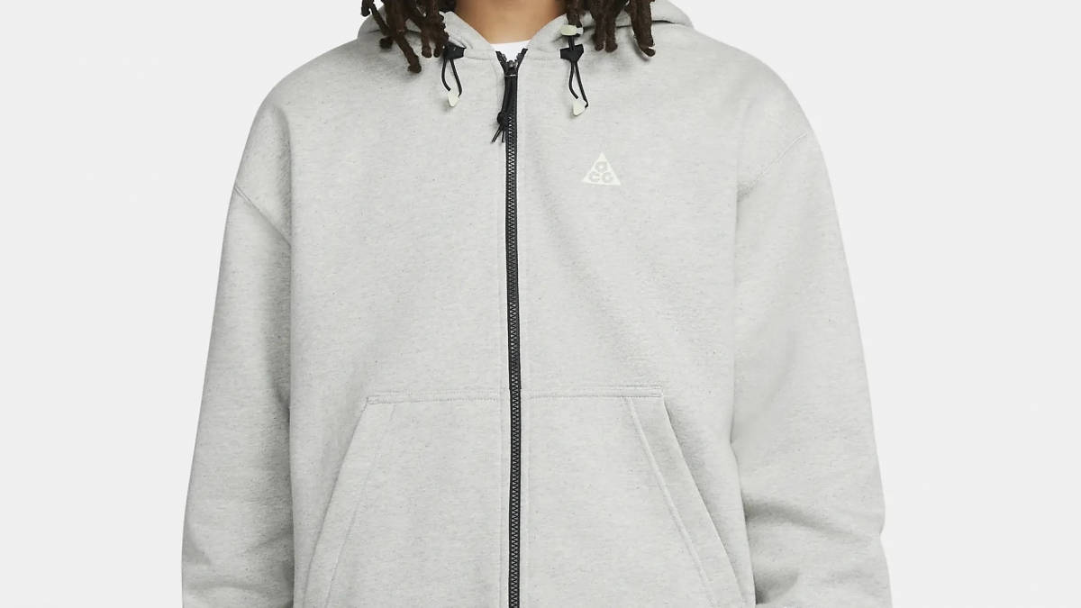 nike fleece jacket