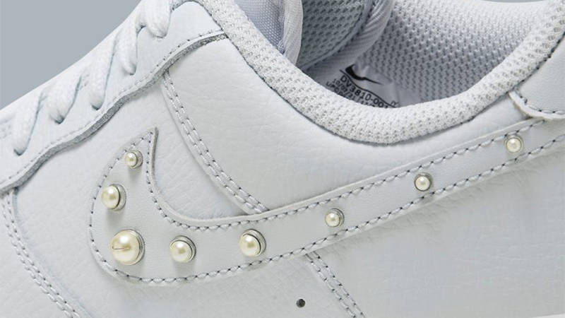 Nike Air Force 1 Pearl Swoosh DV3810-001 Detail