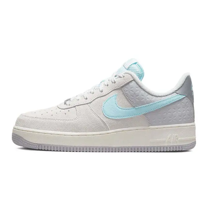 Nike Air Force 1 Low Snowflake | Where To Buy | DQ0790-001 | The Sole ...