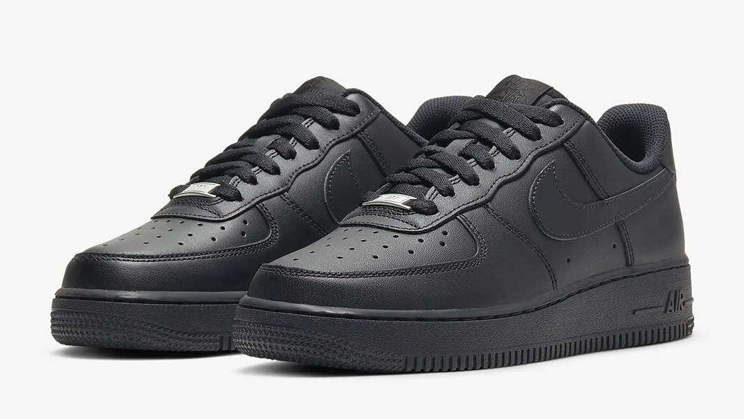 Nike Air Force 1 07 Triple Black Womens