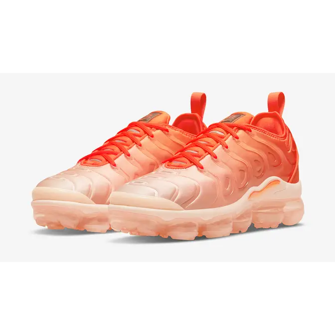 Vapormax plus hot sale peach