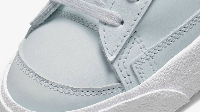 Nike Blazer Low Pearl Light Blue