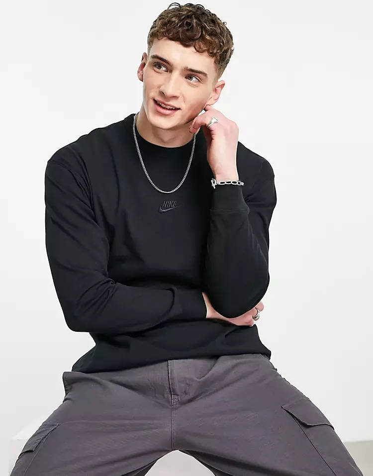 nike oversized long sleeve