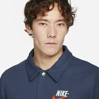 Nike hybrid coach sales jacket