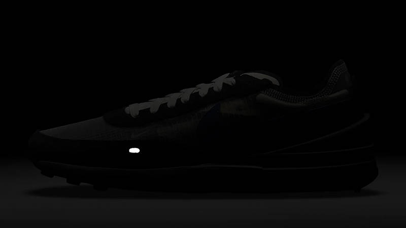 Nike Waffle One SE Phantom Hyper Royal DD8014-003 on dark