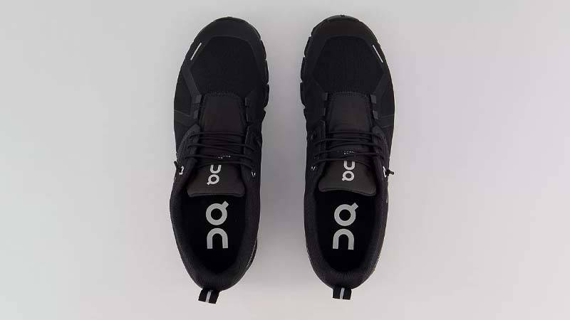 On Running Cloud 5 Waterproof Black Middle