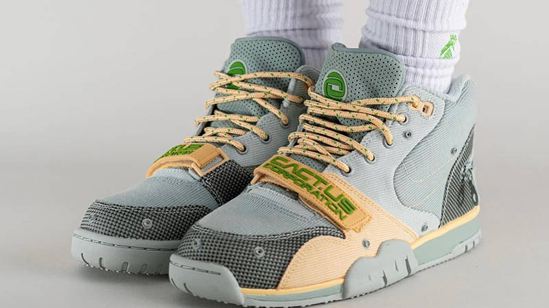 Travis Scott x Nike Air Trainer 1 SP Grey Haze