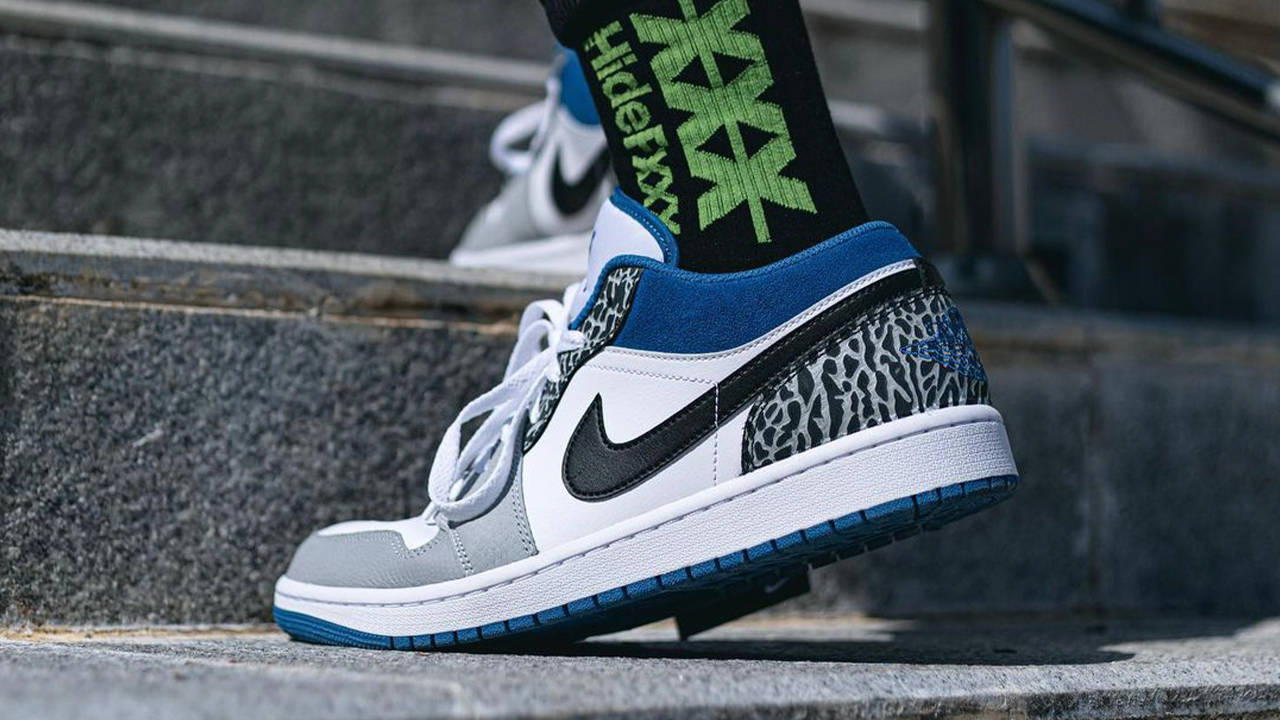 Air Jordan 1 Low "True Blue"