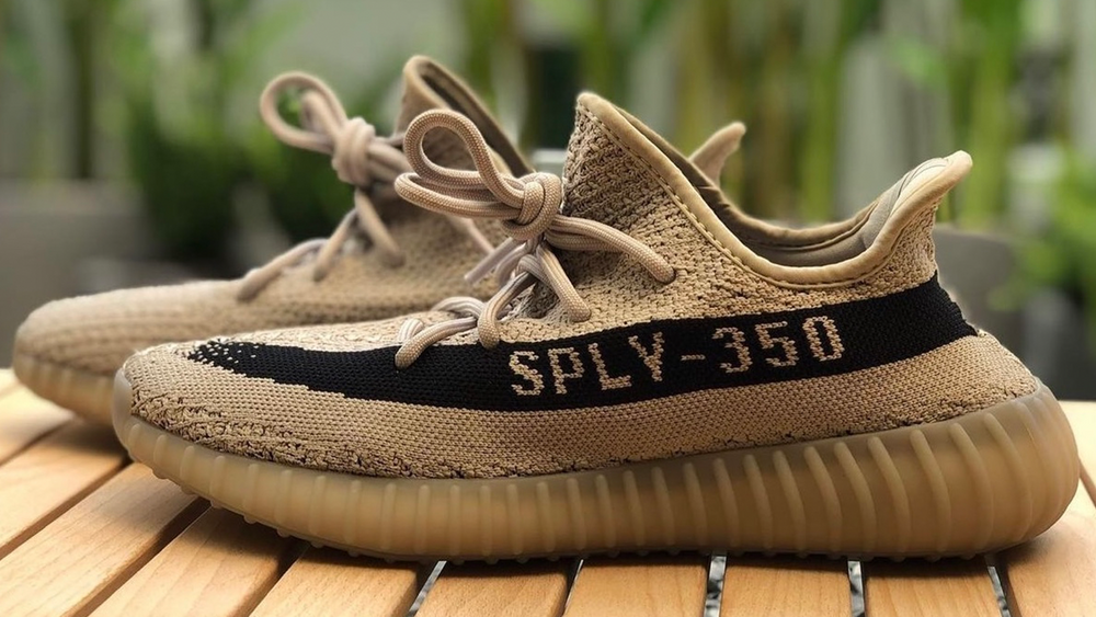 YEEZY BOOST 350 オマージュ ラグマット Type-B YEEZY BOOST 350 オマージュ ラグマット Type-B