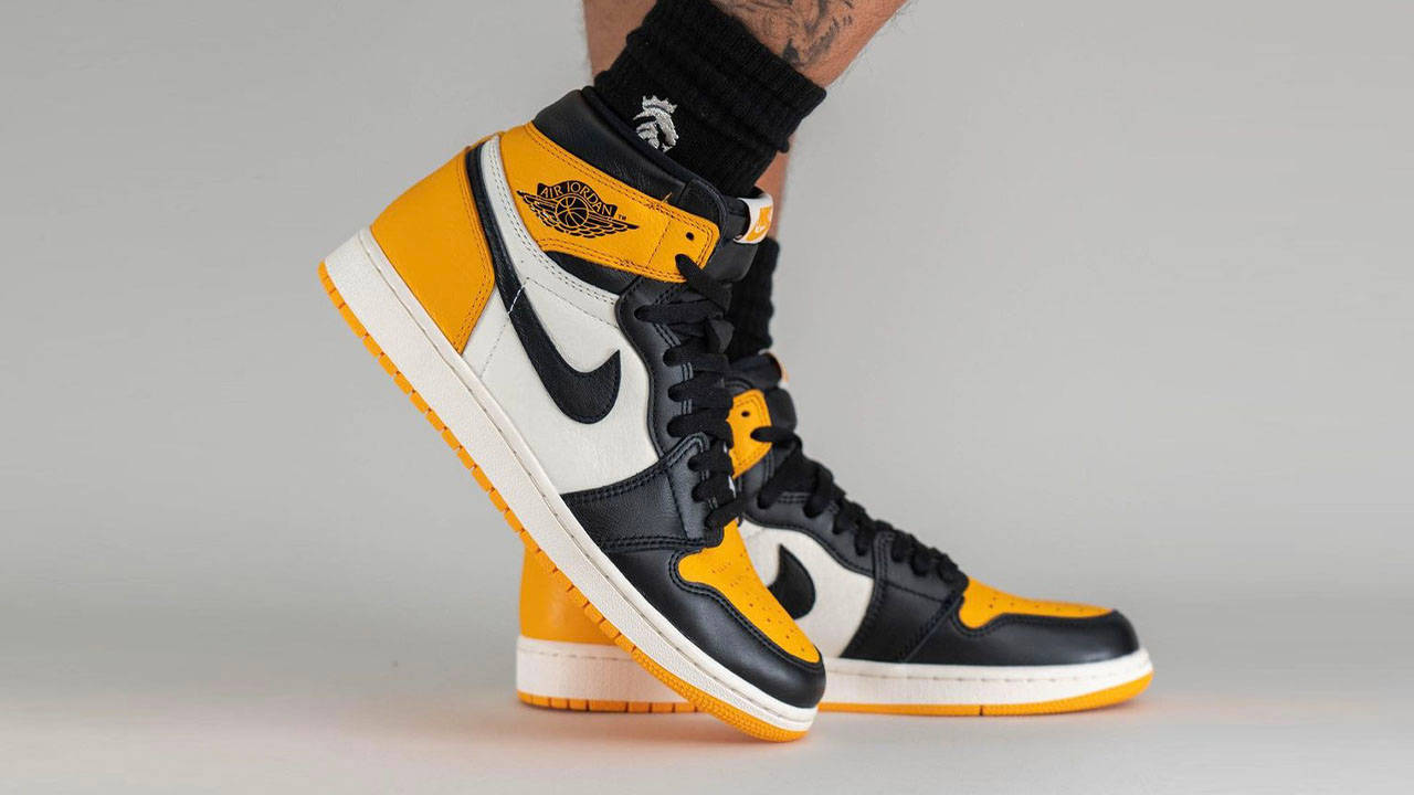 Air Jordan 1 High OG "Yellow Toe"