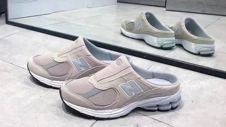 The New Balance 2002R Mule Is the Ultimate House Sneaker The New Balance 2002R Mule Is the Ultimate House Sneaker