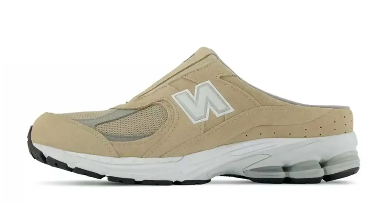 New balance store 990 mule