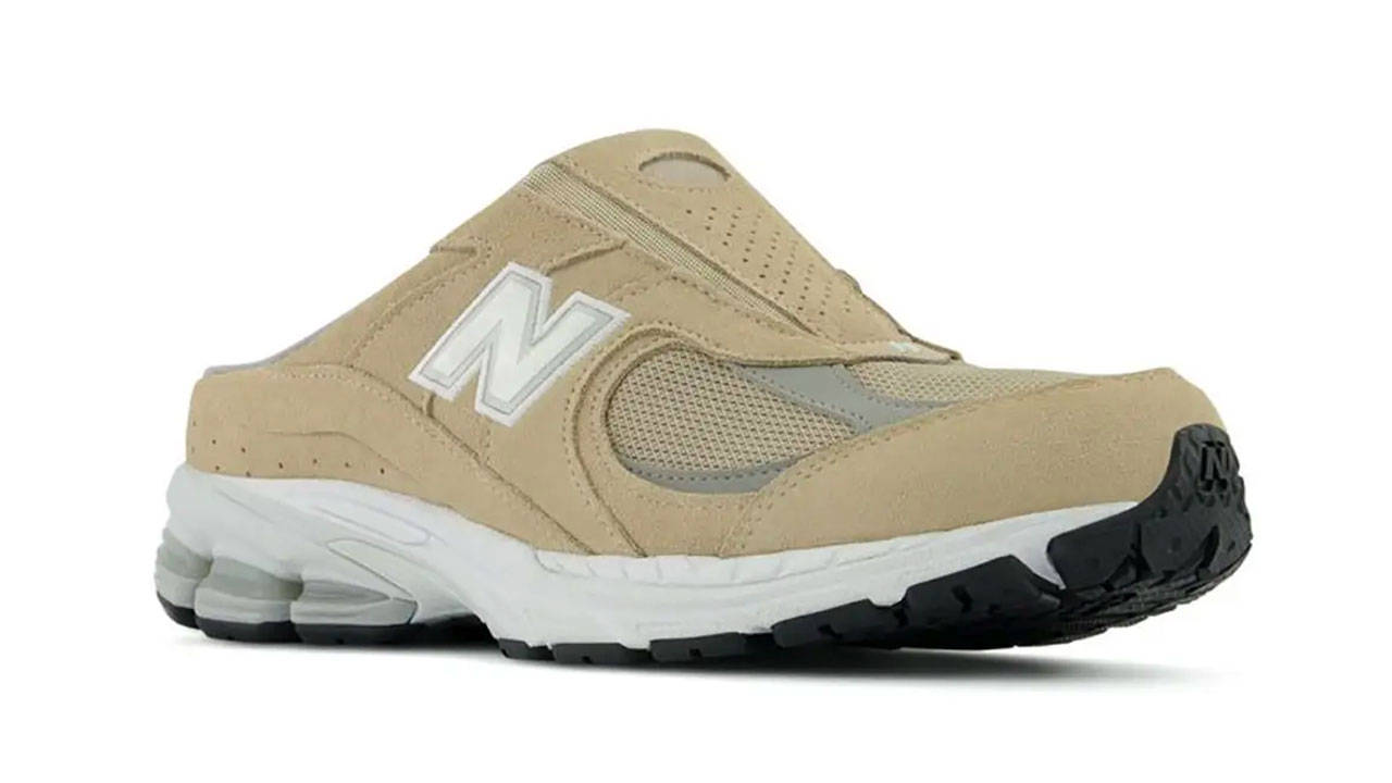 New Balance 2002R Mule
