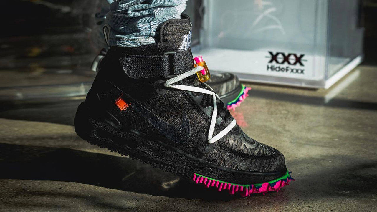 Off-White x Nike Air Force 1 Mid
