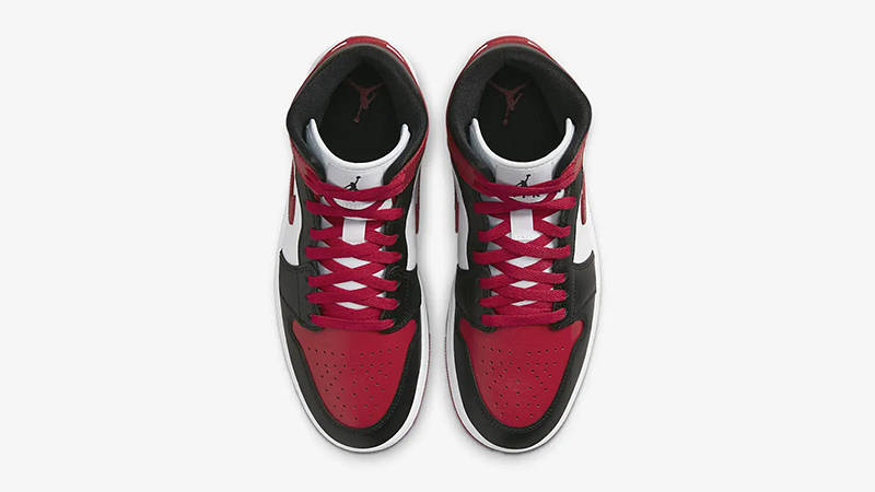 Air Jordan 1 Mid Bred Toe