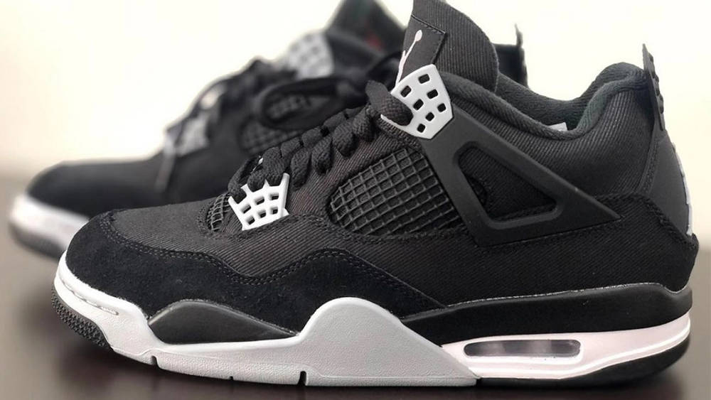 Image via leaked.sneaks AJ4 Black Canvas 1