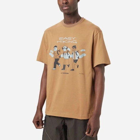 Das Nike Trail Dri FIT T-Shirt bietet den sanften Komfort Brown