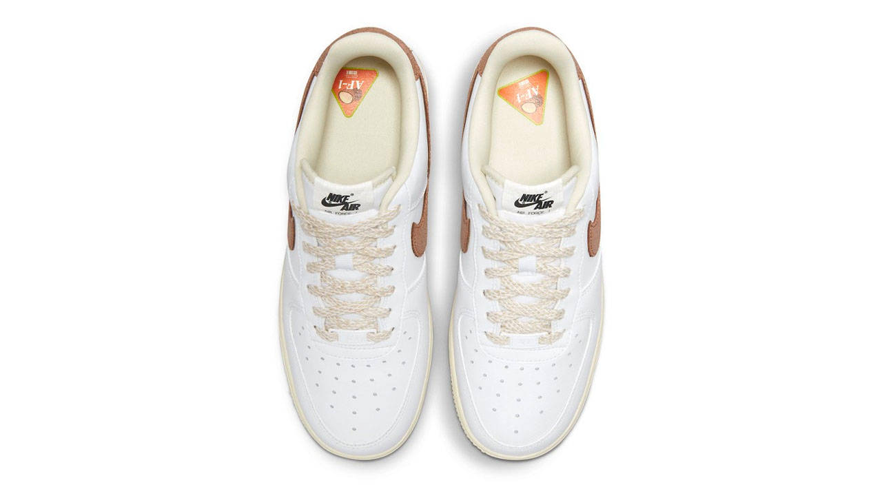 Tropic LNike Air Force 1 "Coconut"
