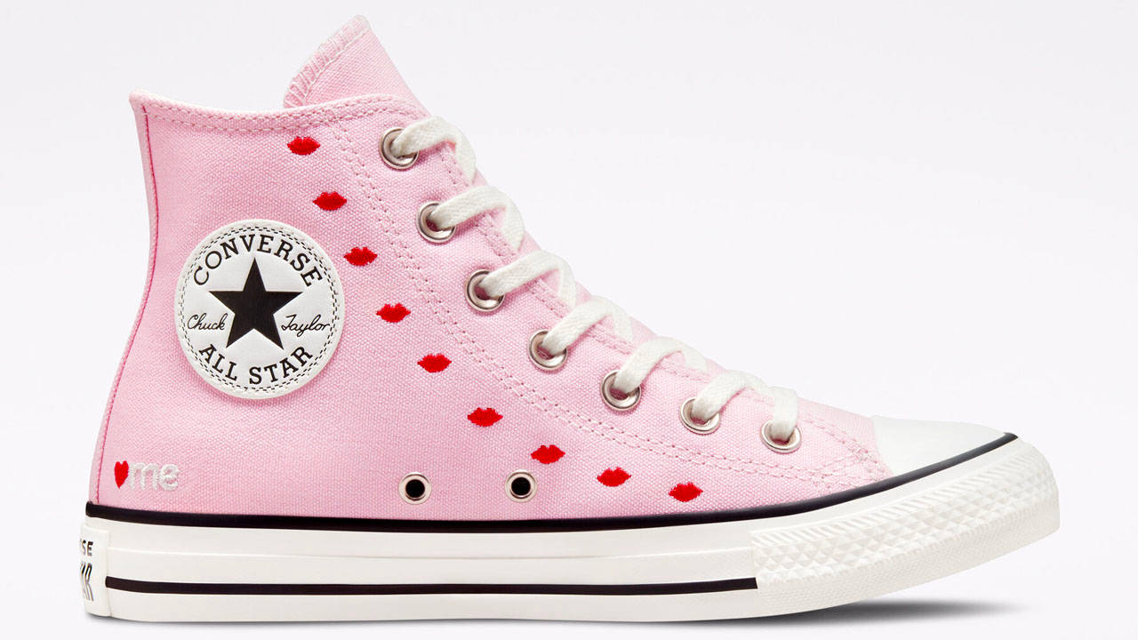 Here's Our Top Picks From Converse's Unmissable Mid-Season Sale!