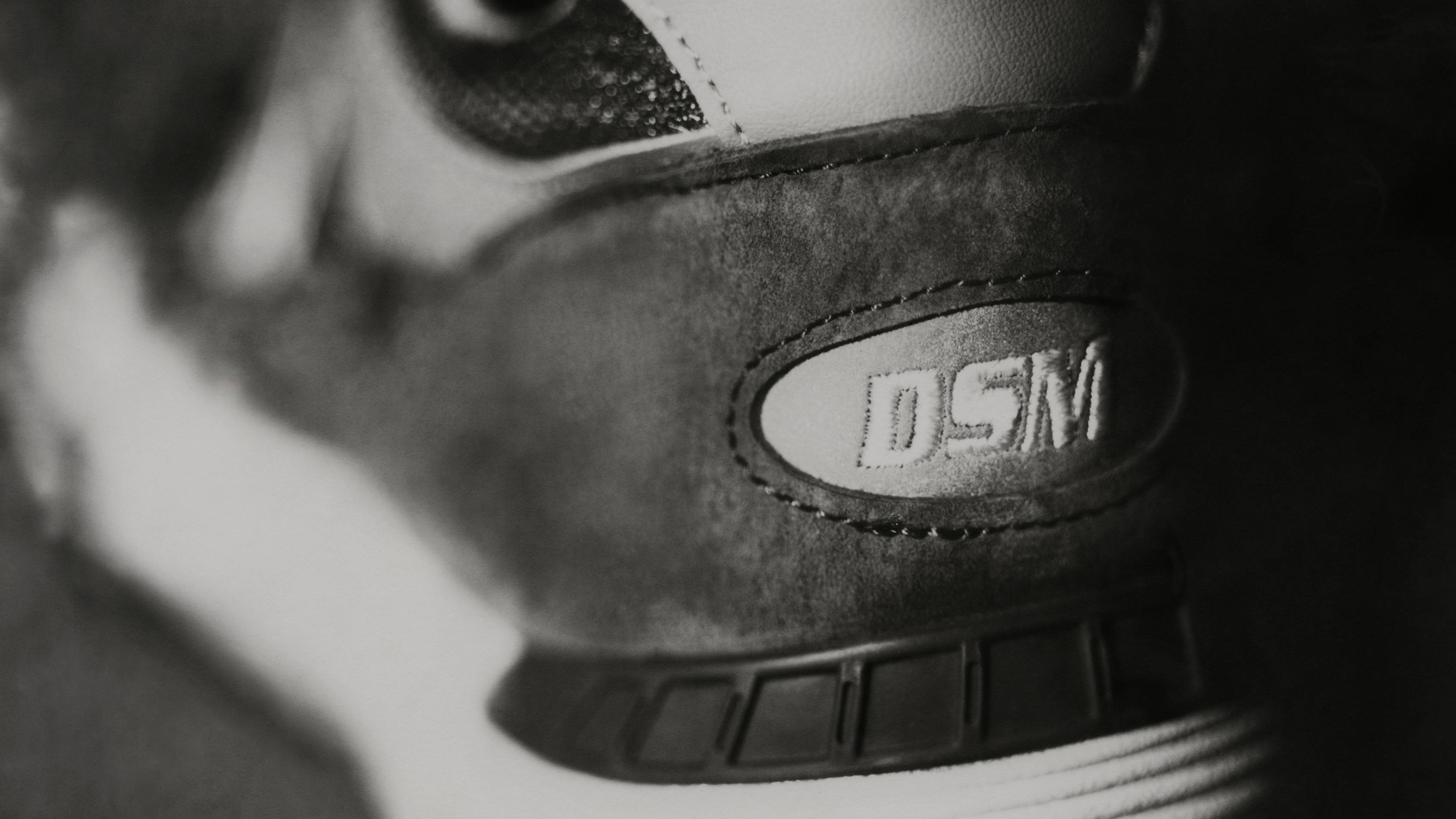Dover Street Market x New Balance 991