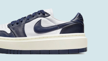 A Classic Colour Scheme Dresses the Air Jordan 1 Low LV8D "Midnight Navy"