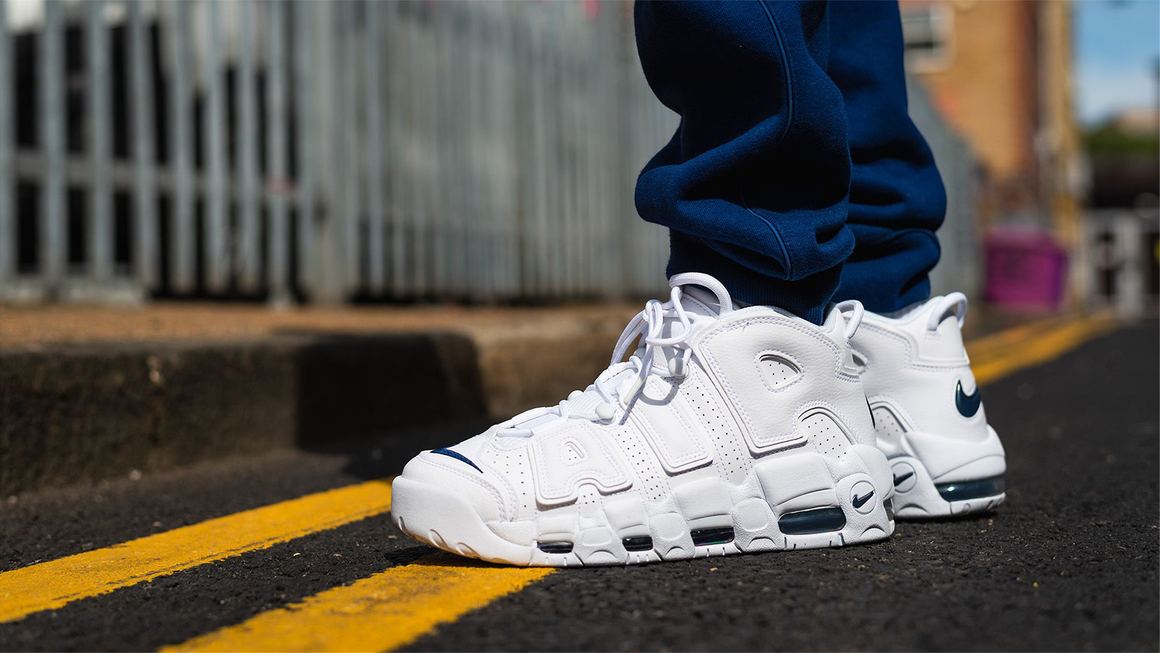 Alfombra de pies Hacia fuera Analgésico How to Style The Nike Air More Uptempo | The Sole Supplier