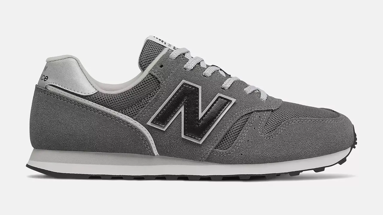 These New Balance Sneakers Are Cheaper Than Ever With This Extra 15% ...