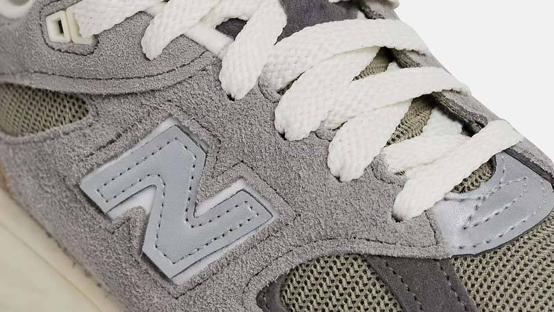 New Balance 990v2 Made in USA Marblehead Closeup