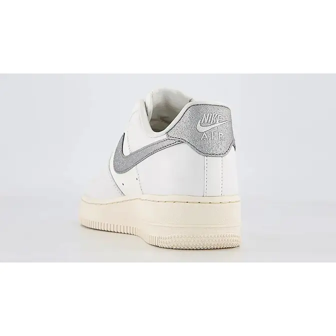 Nike air on sale force silver swoosh