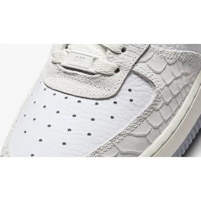 Nike Air Force 1 Low '07 White outlets Python DX2678-100 Women Size 5