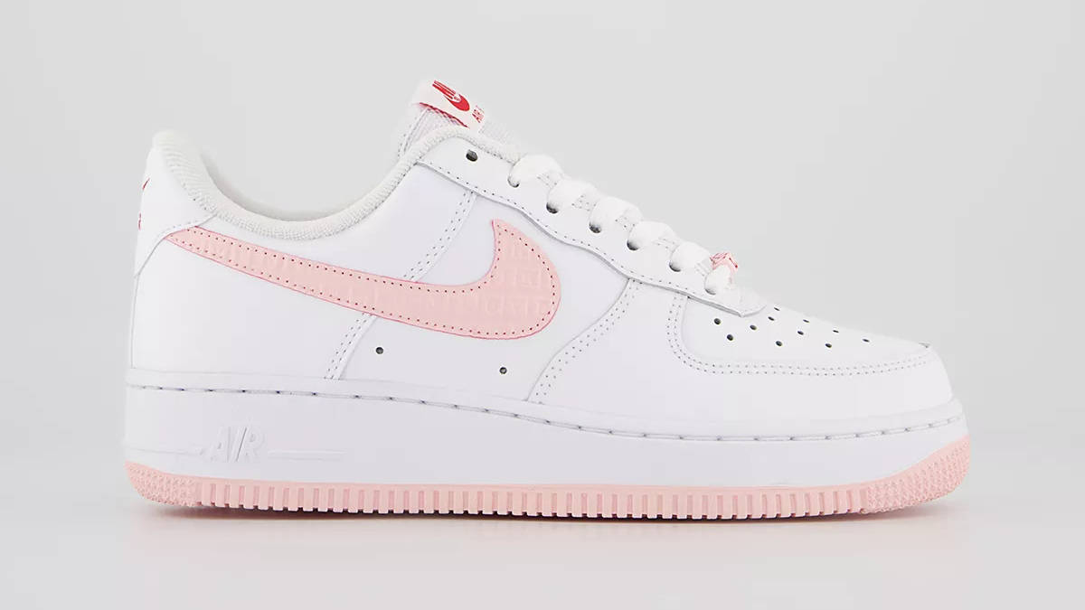Nike Air Force 1 White Atmosphere