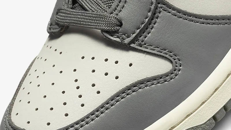 Nike Dunk High GS Grey Sail