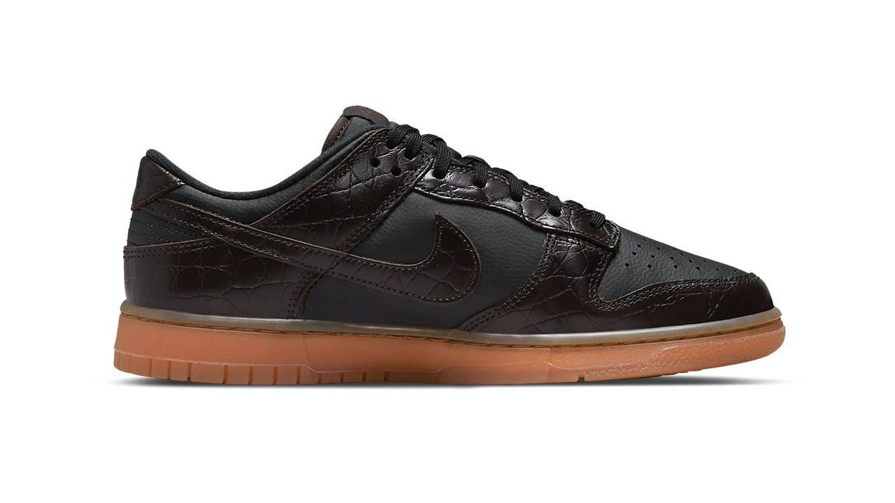 Nike Dunk Low Velvet Brown 2