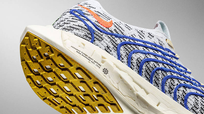 Nike Pegasus Turbo Next Nature White Red Blue Detail