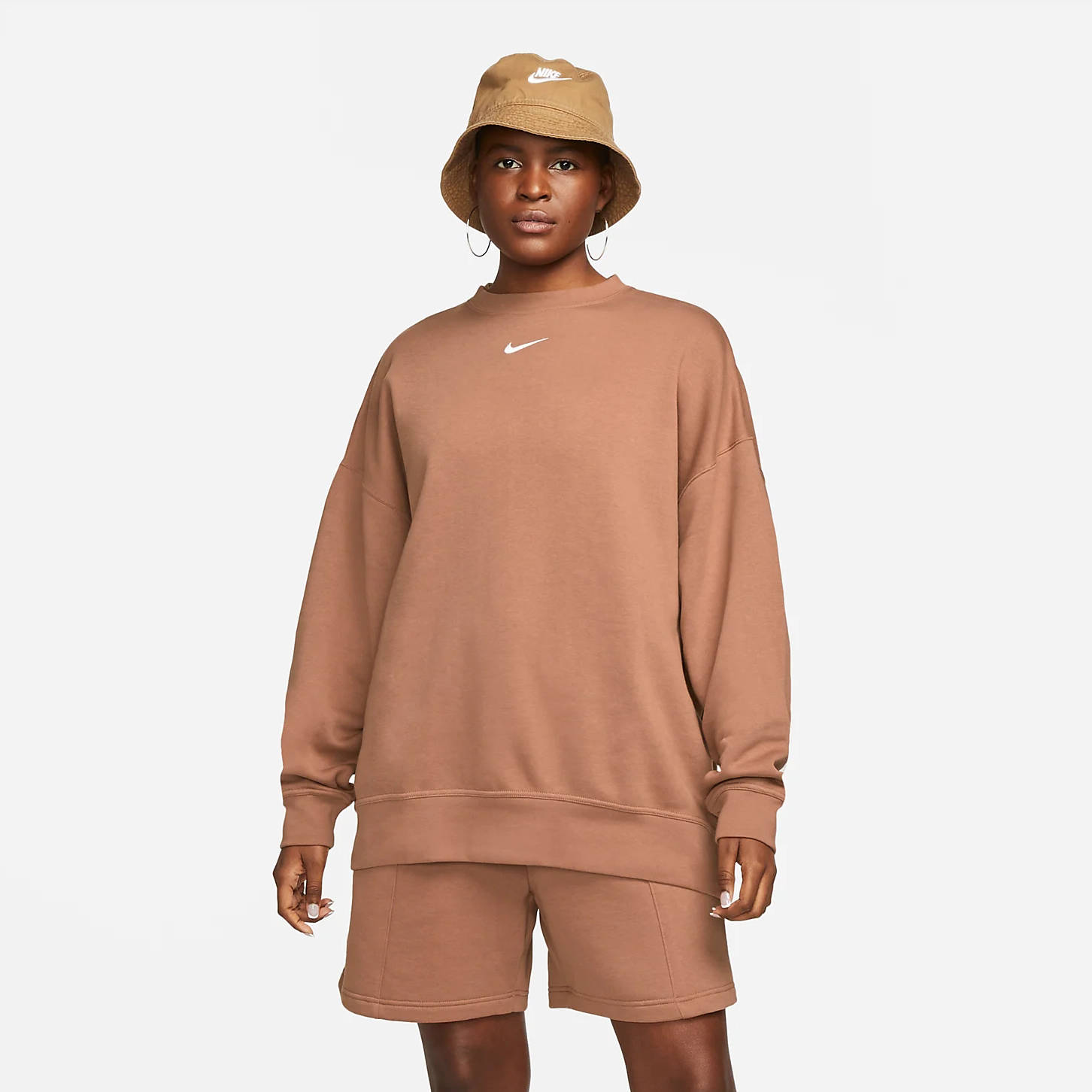 Nike Sportswear Collection Essentials Over-Oversized Fleece Crew Sweatshirt