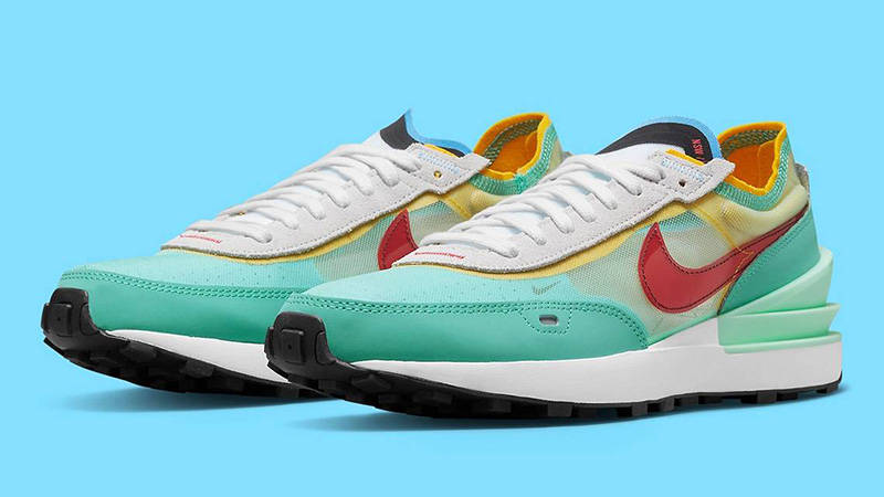 nike waffle pastel